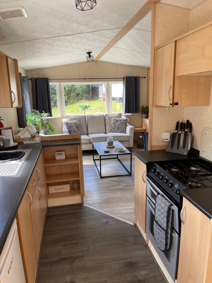 Percy Wood Lodge With Hot Tub Near Alnwick Swarland Exterior foto